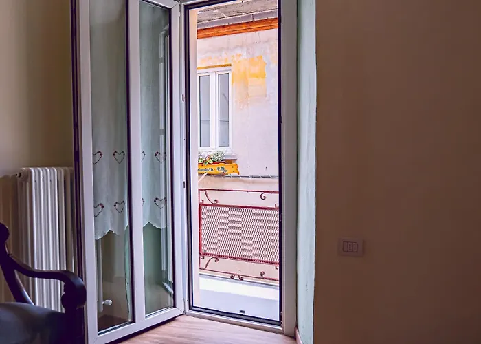 Bello Lake Como Brunate *